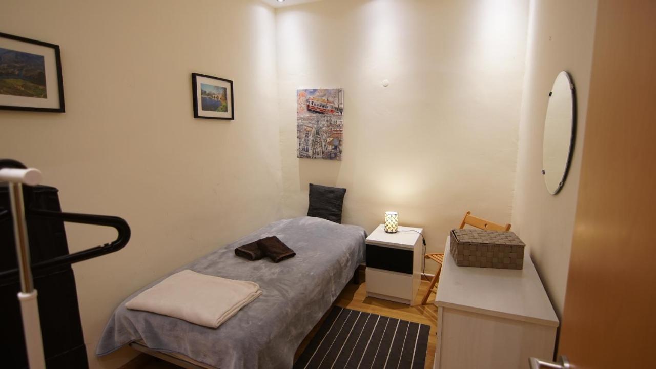 Cozy Apartment In Center ลิสบอน ภายนอก รูปภาพ